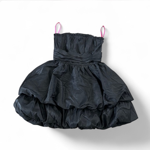 Betsey Johnson Dresses & Skirts - Black Betsy Johnson Strapless Dress